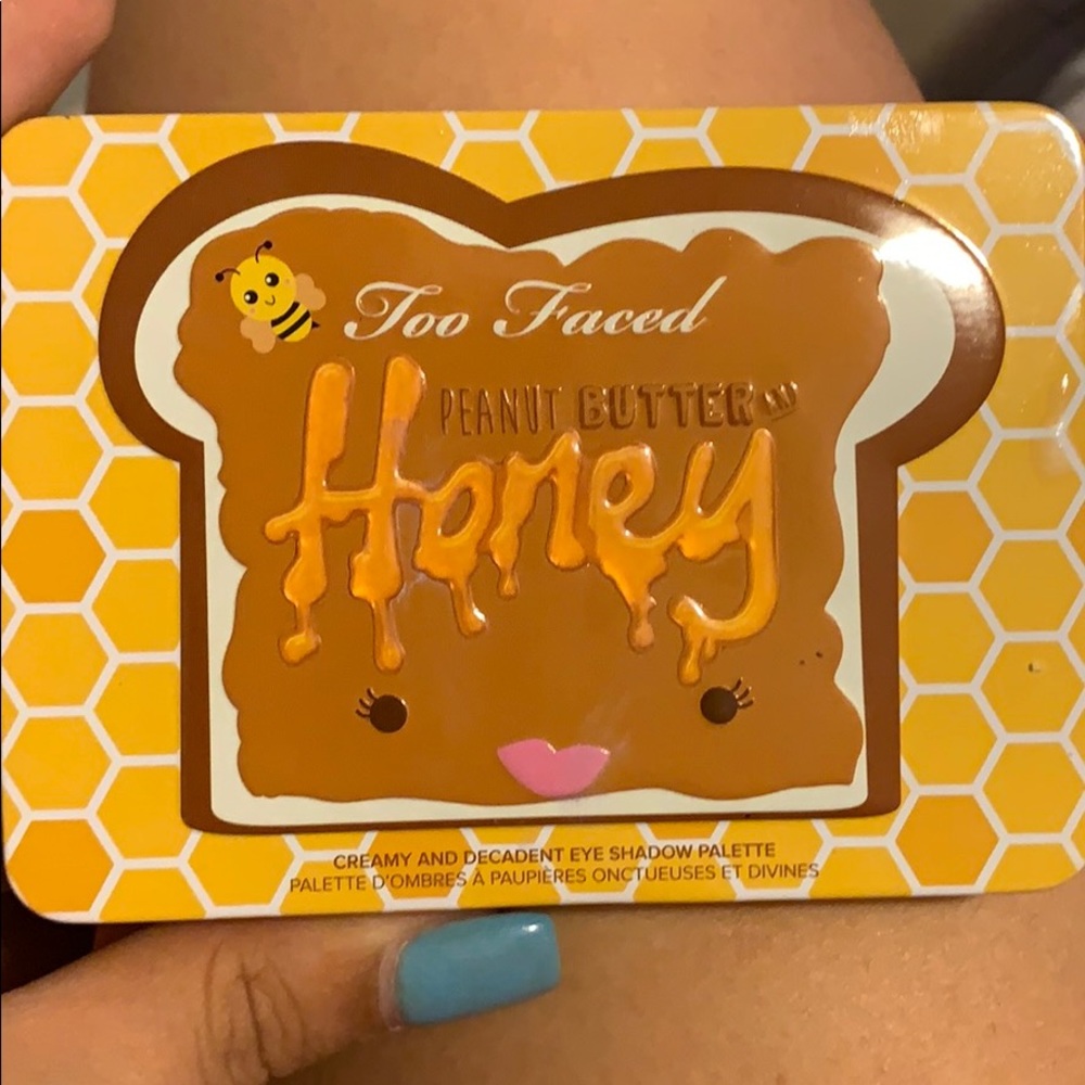Too faced peanut butter honey pallet